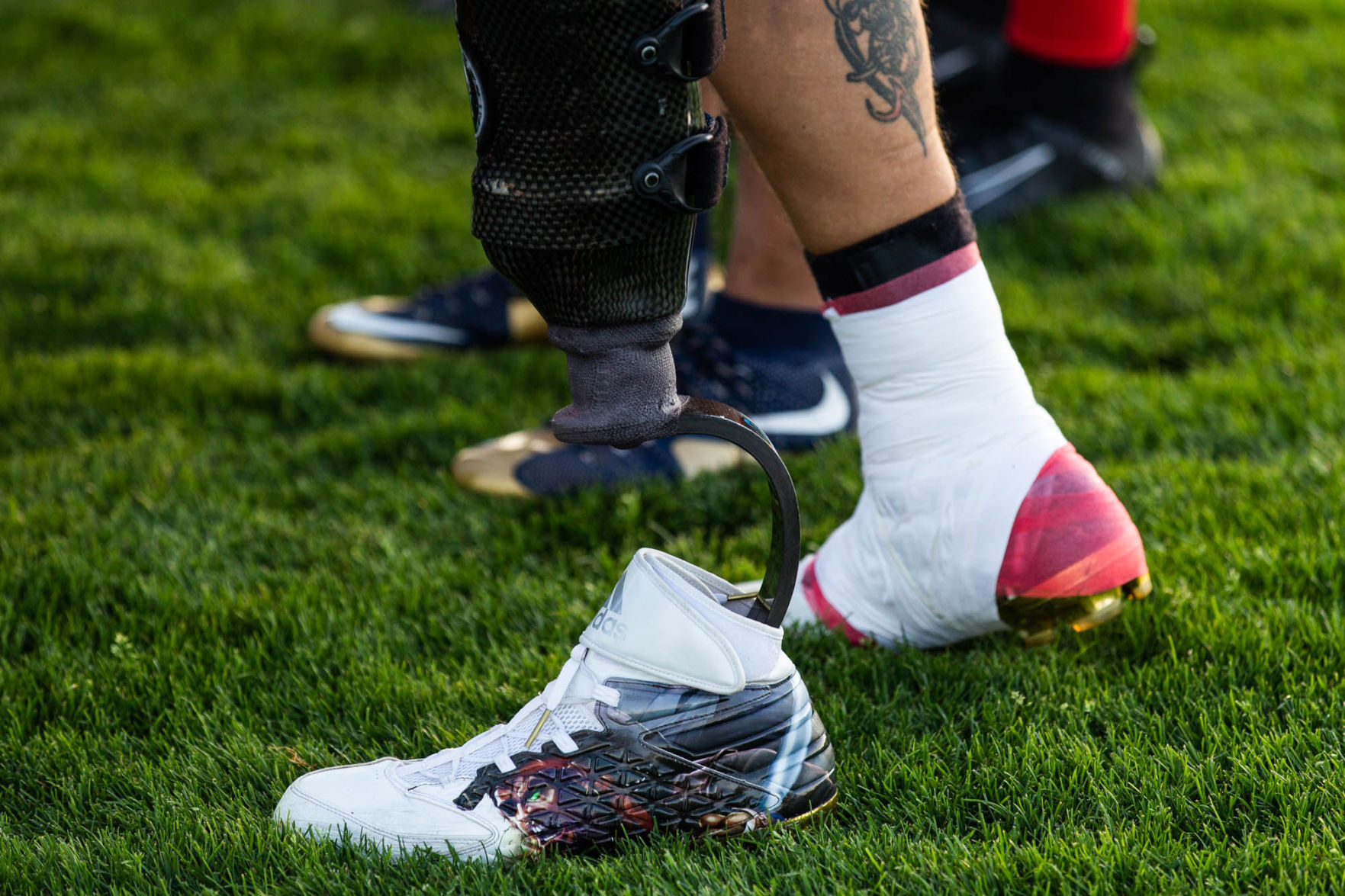 Red & Black’s Ky Sawyer uses prosthetic leg